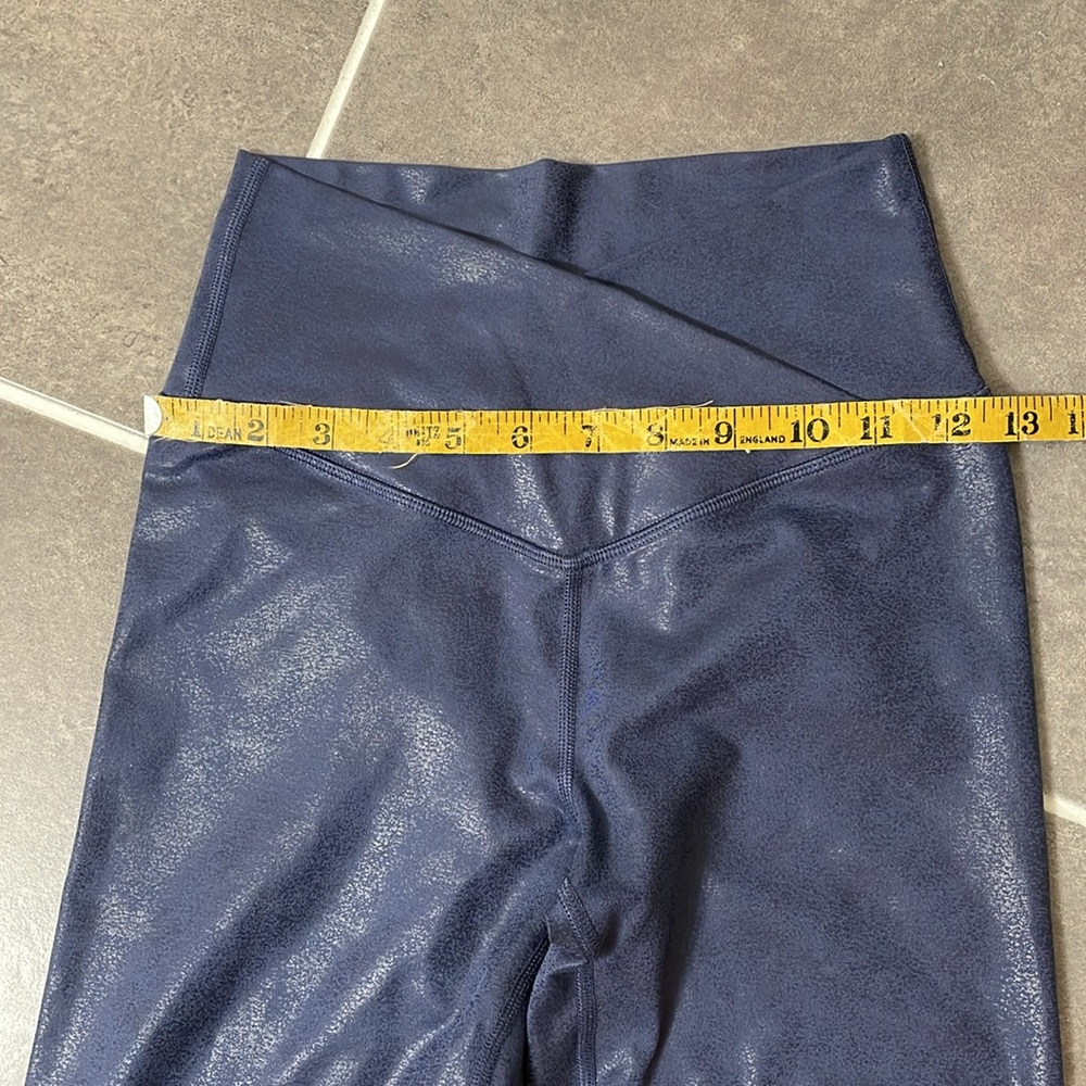 OFFLINE By Aerie The‎ Hugger Crossover High Waisted Crackle Legging size Small - Picture 7 of 9